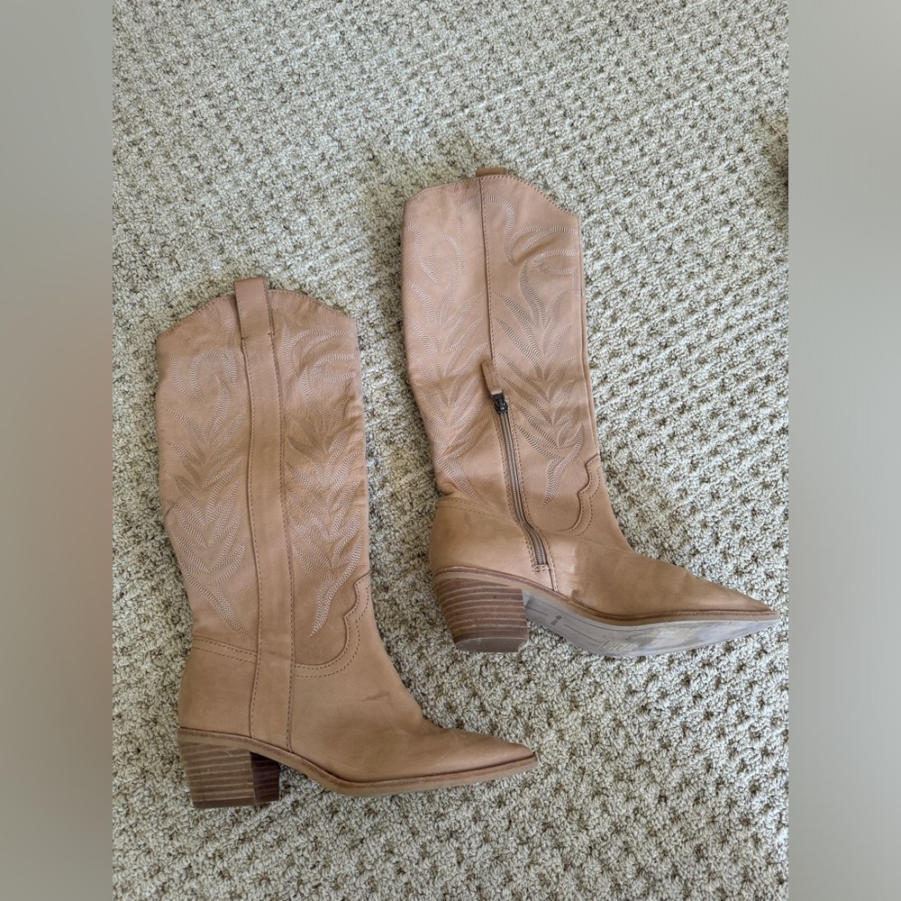 Dolce Vita Soleil Western boots